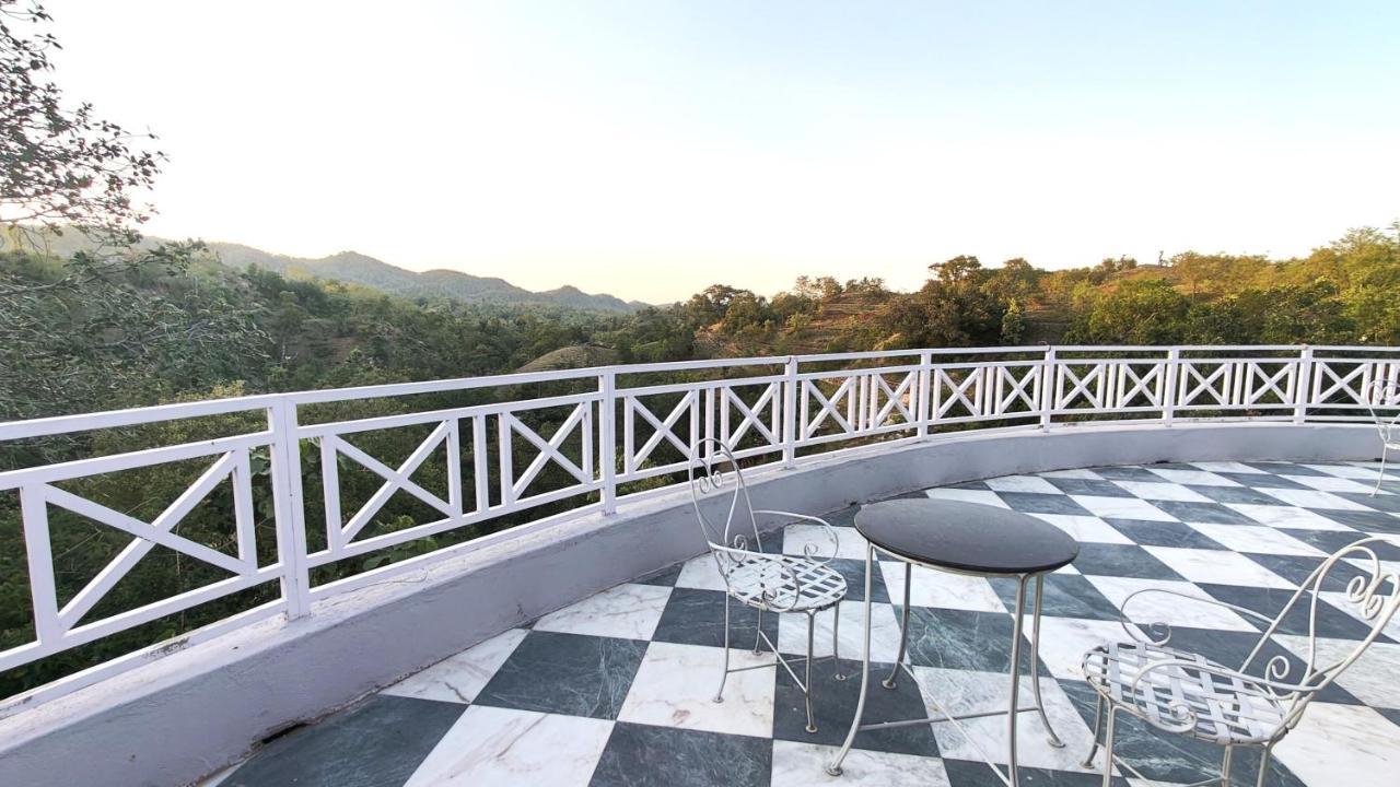The Sky Imperial Pavoreal Jungle Resort Kumbhalgarh Buitenkant foto